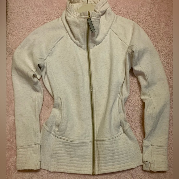 Lululemon Radiant Hooded Zippered Jacket Long Sleeves In Cream Or Oatmeal Color - Picture 2 of 16